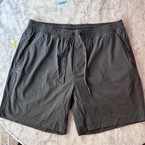 Rhone Athletic Shorts XL